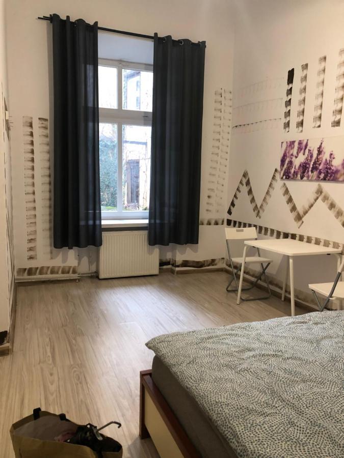 Pokoj Sali 2 Cracovie Extérieur photo