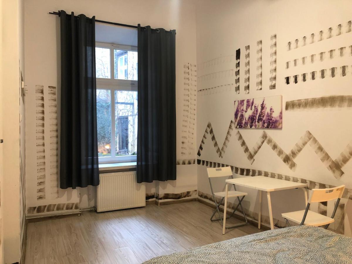 Pokoj Sali 2 Cracovie Extérieur photo
