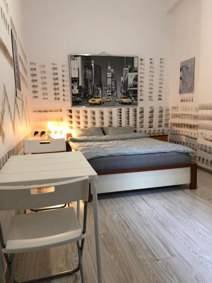 Pokoj Sali 2 Cracovie Extérieur photo